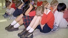 Tornado-Übung in einer Schule in den USA | Bild: picture-alliance/dpa